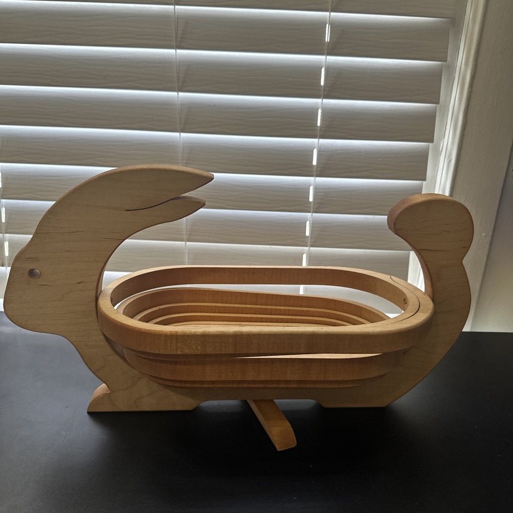 Vintage Telescoping Collapsible Wood Bunny Rabbit Basket Cottage Granny Core - Picture 5 of 10